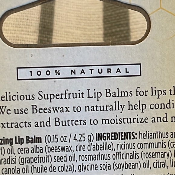 🔥BURT’S BEES🔥SUPER FRUIT 4PK MOISTURIZING LIP BALM NIB STOCKING STUFFER ITEM - Picture 6 of 6